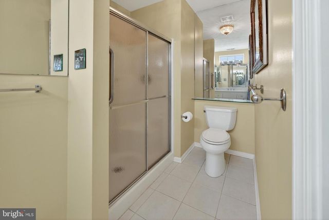 152 INDIGO DR, Mount Laurel, NJ 08054