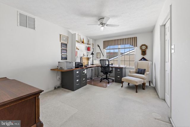 152 INDIGO DR, Mount Laurel, NJ 08054