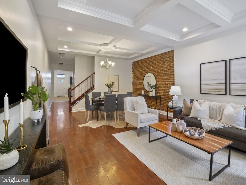 1705 E CHASE ST, Baltimore, MD 21213