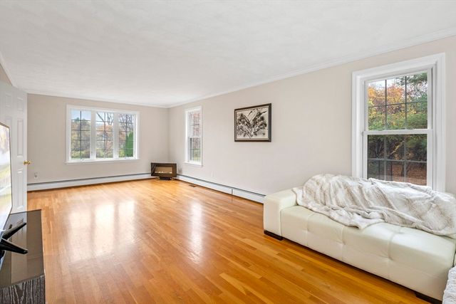 103 Barker St, North Andover, MA 01845