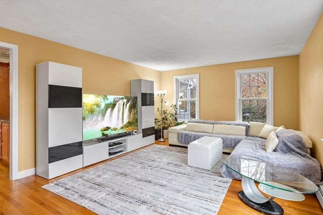 103 Barker St, North Andover, MA 01845