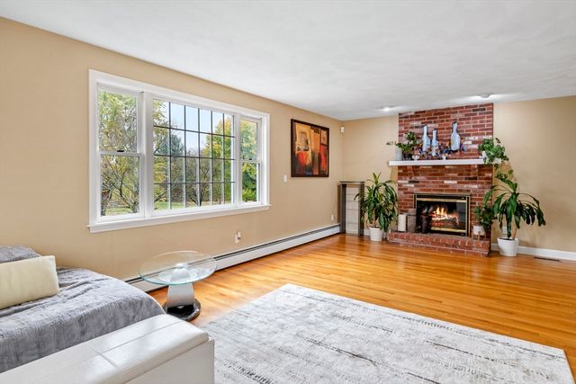 103 Barker St, North Andover, MA 01845