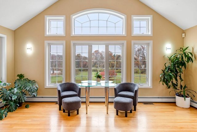 103 Barker St, North Andover, MA 01845