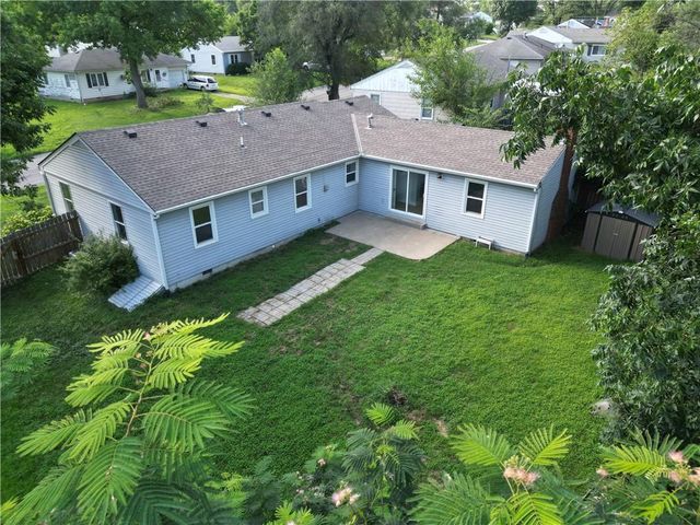 411 7th Terrace, Warrensburg, MO 64093