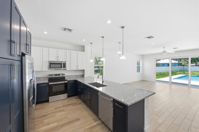 316 SW 4th Avenue, Delray Beach, FL 33444