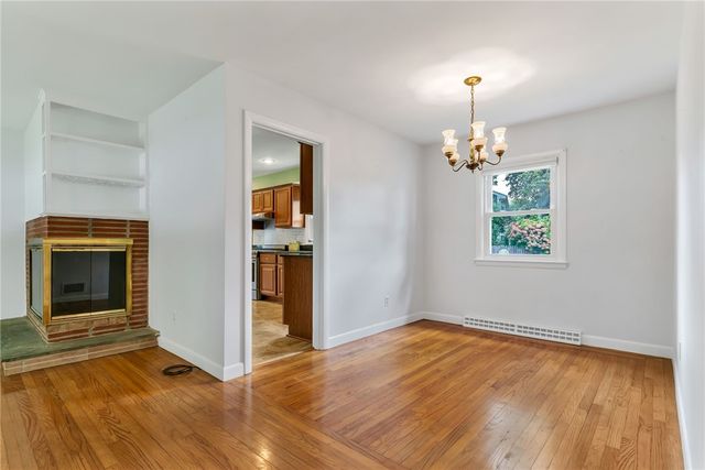 3 Collins Terrace, Middletown, RI 02842