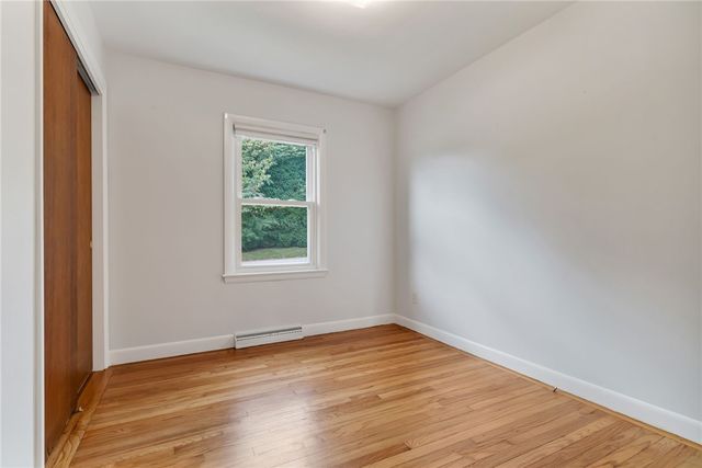 3 Collins Terrace, Middletown, RI 02842