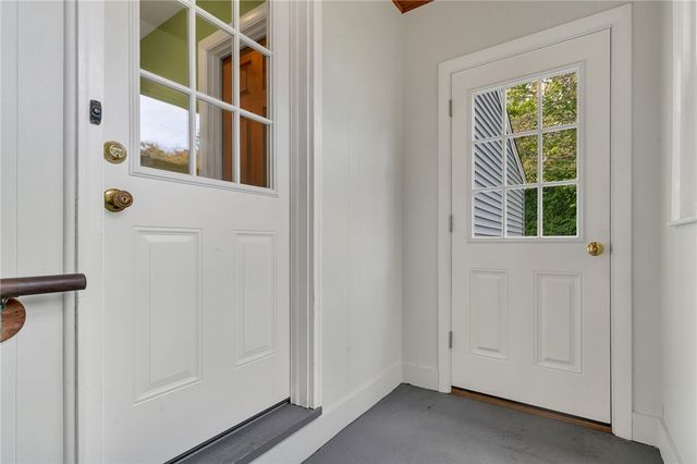 3 Collins Terrace, Middletown, RI 02842