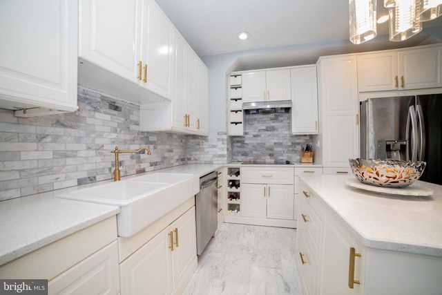 415 VALLEY RD, Elkins Park, PA 19027