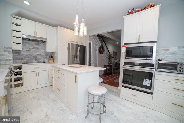 415 VALLEY RD, Elkins Park, PA 19027