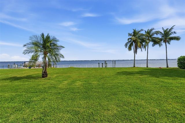 3527 SE 22ND PLACE, Cape Coral, FL 33904