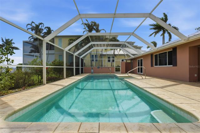 3527 SE 22ND PLACE, Cape Coral, FL 33904