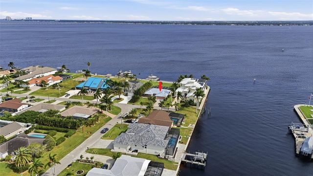 3527 SE 22ND PLACE, Cape Coral, FL 33904