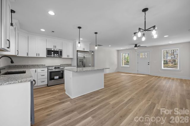 2216 Mooresville Road, Salisbury, NC 28147