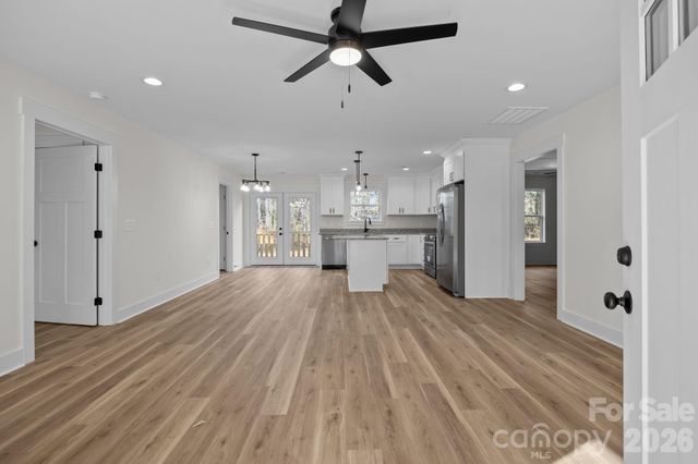 2216 Mooresville Road, Salisbury, NC 28147