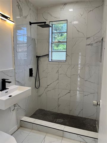 14155 NE 14th Ave C, North Miami, FL 33161