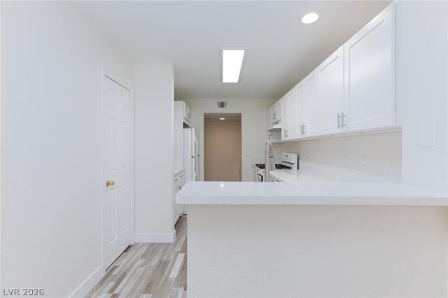 8048 West Rochelle Avenue, Las Vegas, NV 89147