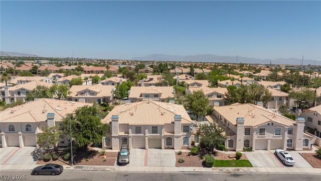 8048 West Rochelle Avenue, Las Vegas, NV 89147