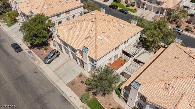 8048 West Rochelle Avenue, Las Vegas, NV 89147