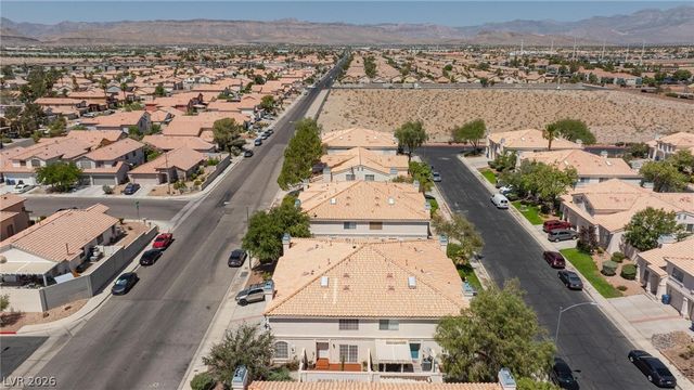 8048 West Rochelle Avenue, Las Vegas, NV 89147