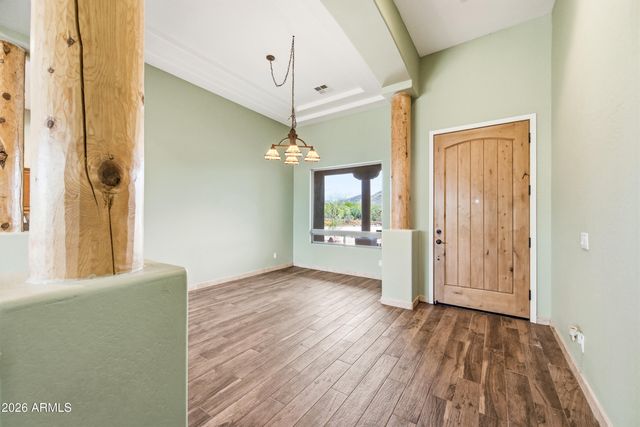 43811 N 18TH Street, New River, AZ 85087