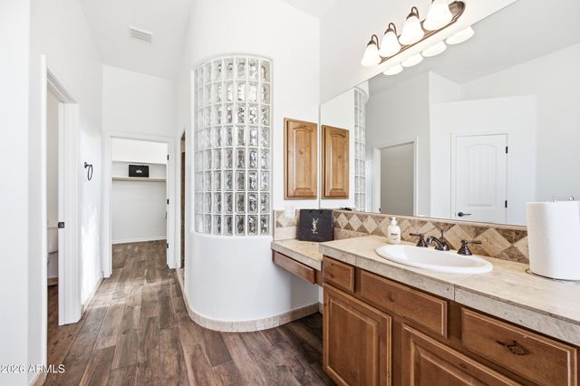 43811 N 18TH Street, New River, AZ 85087