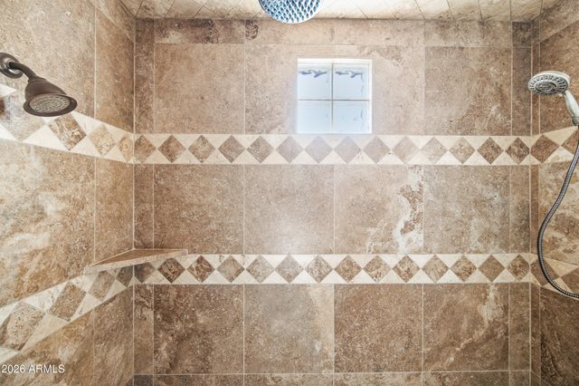 43811 N 18TH Street, New River, AZ 85087