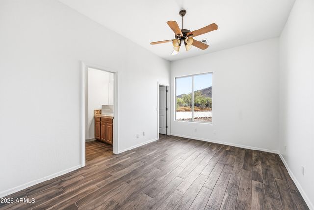 43811 N 18TH Street, New River, AZ 85087
