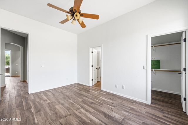 43811 N 18TH Street, New River, AZ 85087