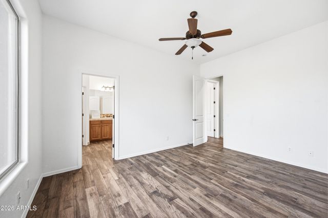 43811 N 18TH Street, New River, AZ 85087