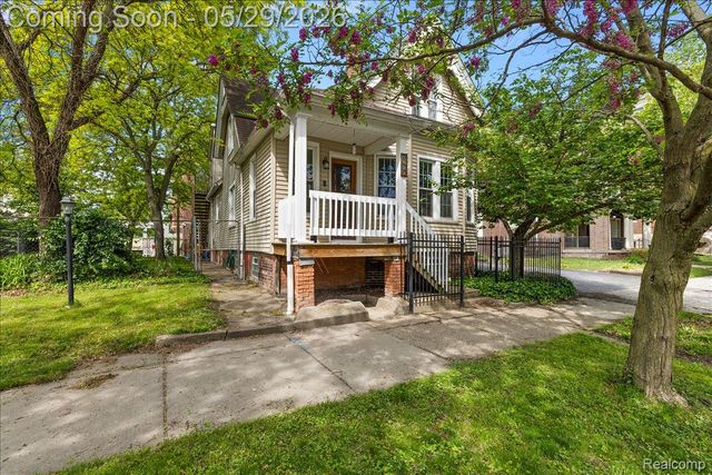 1481 Baldwin Street, Detroit, MI 48214