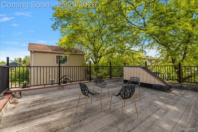 1481 Baldwin Street, Detroit, MI 48214