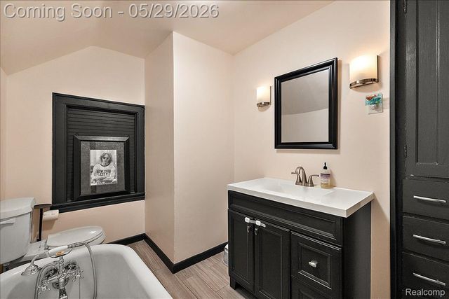 1481 Baldwin Street, Detroit, MI 48214