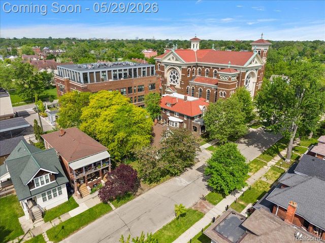 1481 Baldwin Street, Detroit, MI 48214