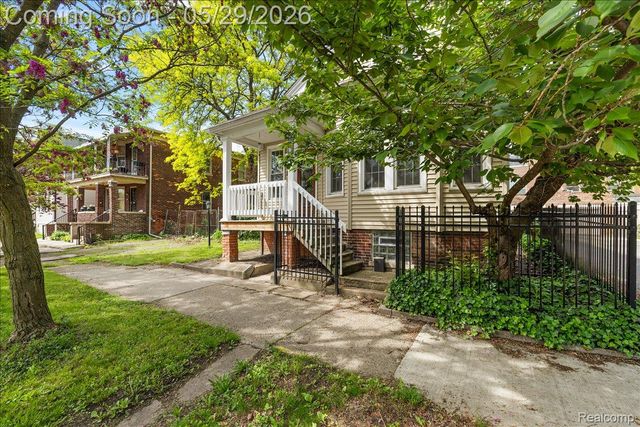 1481 Baldwin Street, Detroit, MI 48214