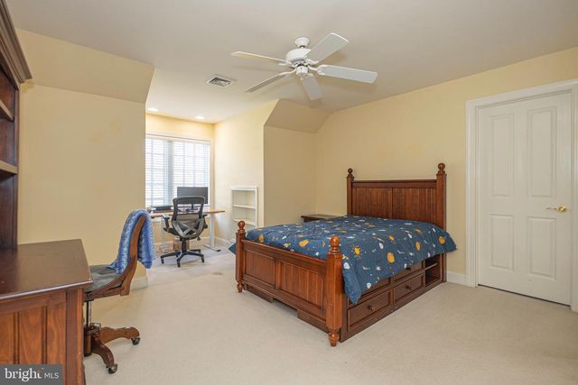 29 JUNIPER CT, Carversville, PA 18913