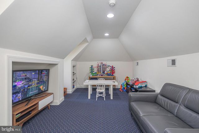 29 JUNIPER CT, Carversville, PA 18913