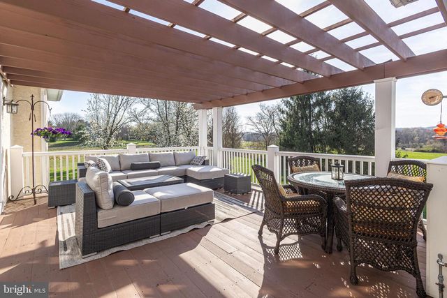 29 JUNIPER CT, Carversville, PA 18913