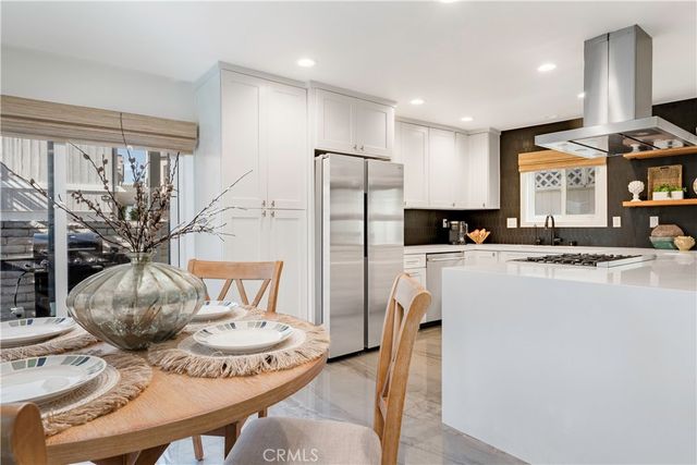 35 Geneva, Long Beach, CA 90803