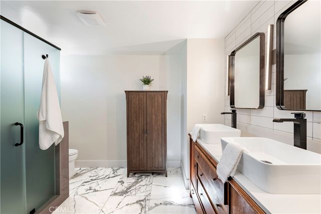 35 Geneva, Long Beach, CA 90803