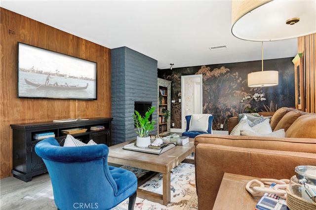 35 Geneva, Long Beach, CA 90803