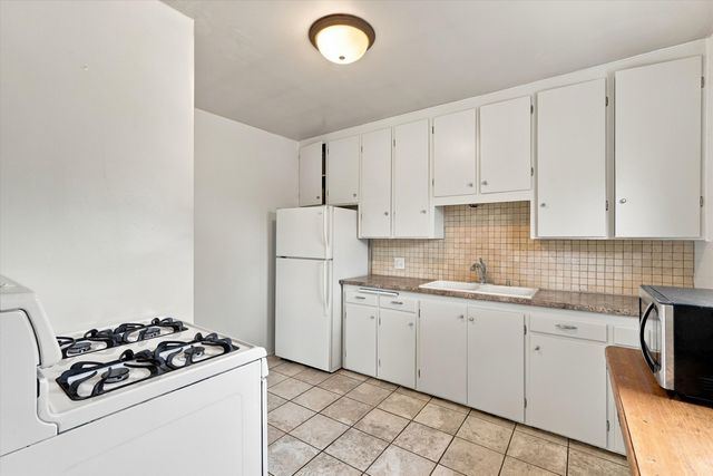 2734 San Rafael Avenue SE, Albuquerque, NM 87106