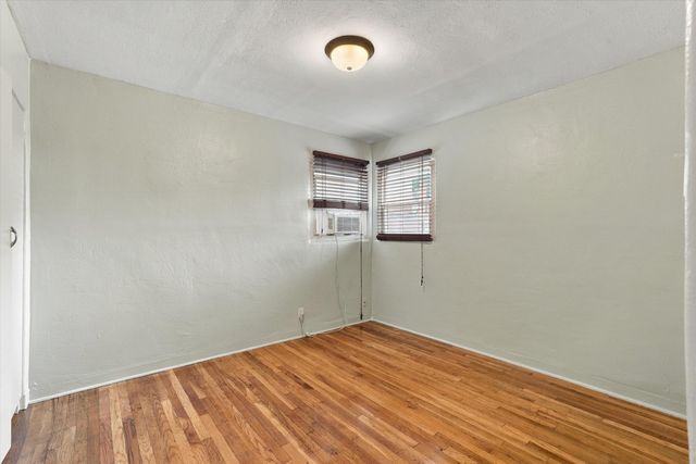 2734 San Rafael Avenue SE, Albuquerque, NM 87106