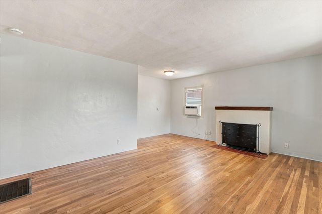 2734 San Rafael Avenue SE, Albuquerque, NM 87106