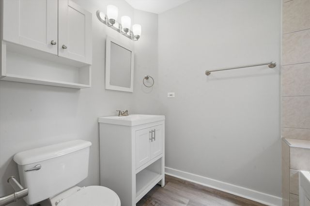 4858 S Indiana Avenue 204, Chicago, IL 60615