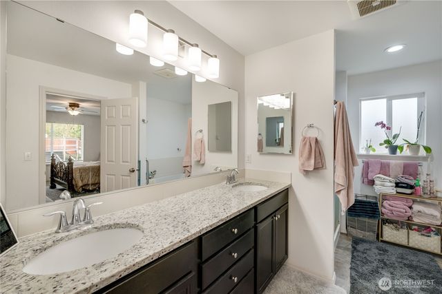 2701 Fishtrap Loop NE, Olympia, WA 98506