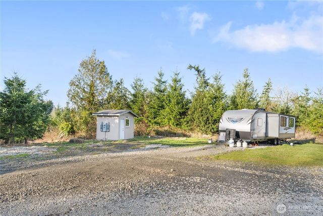 2701 Fishtrap Loop NE, Olympia, WA 98506