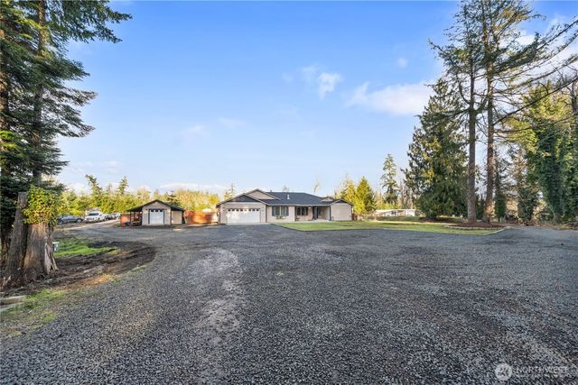 2701 Fishtrap Loop NE, Olympia, WA 98506