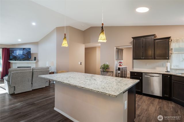 2701 Fishtrap Loop NE, Olympia, WA 98506