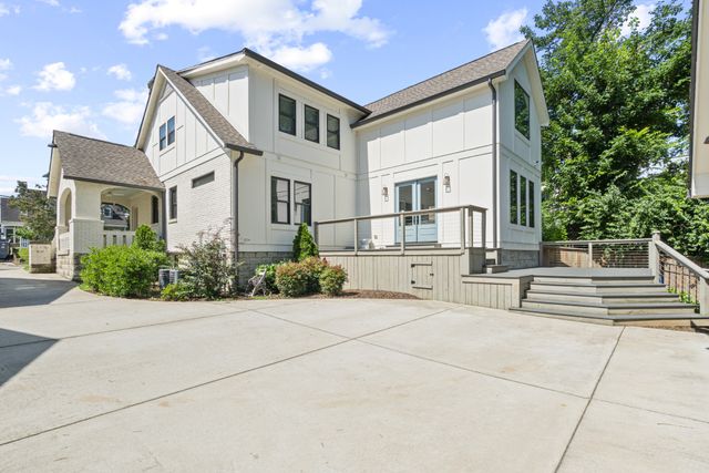 2016 Sweetbriar Ave, Nashville, TN 37212